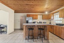 https://hideawaysrealestate.com/images/listing_photos/60638_9.jpg