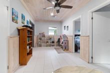 https://hideawaysrealestate.com/images/listing_photos/60668_14.jpg