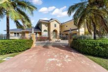 https://hideawaysrealestate.com/images/listing_photos/60684_1.jpg
