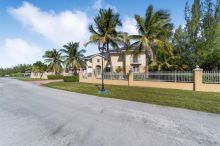 https://hideawaysrealestate.com/images/listing_photos/60684_2.jpg