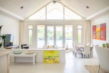 https://hideawaysrealestate.com/images/listing_photos/60699_7.jpg