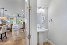 https://hideawaysrealestate.com/images/listing_photos/60789_14.jpg