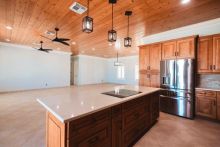 https://hideawaysrealestate.com/images/listing_photos/60840_11.jpg