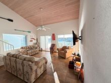 https://hideawaysrealestate.com/images/listing_photos/60873_3.jpg