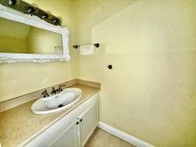 https://hideawaysrealestate.com/images/listing_photos/60890_19.jpg