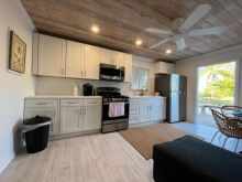 https://hideawaysrealestate.com/images/listing_photos/61015_9.jpg