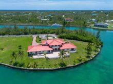 https://hideawaysrealestate.com/images/listing_photos/61061_25.jpg