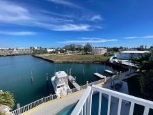 https://hideawaysrealestate.com/images/listing_photos/61104_11.jpg