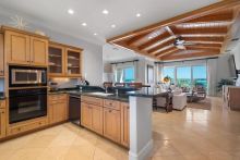 https://hideawaysrealestate.com/images/listing_photos/61118_8.jpg