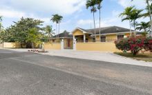 https://hideawaysrealestate.com/images/listing_photos/61237_2.jpg