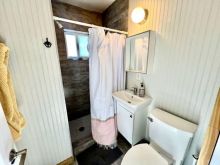 https://hideawaysrealestate.com/images/listing_photos/61301_17.jpg