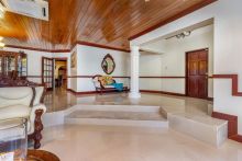 https://hideawaysrealestate.com/images/listing_photos/61632_7.jpg