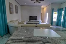 https://hideawaysrealestate.com/images/listing_photos/61633_11.jpg