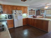 https://hideawaysrealestate.com/images/listing_photos/61643_8.jpg