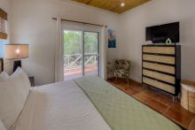 https://hideawaysrealestate.com/images/listing_photos/61649_15.jpg