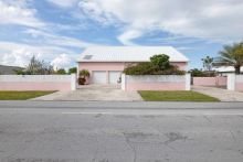 https://hideawaysrealestate.com/images/listing_photos/61651_20.jpg