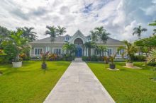 https://hideawaysrealestate.com/images/listing_photos/61690_1.jpg