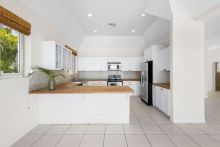 https://hideawaysrealestate.com/images/listing_photos/61781_12.jpg
