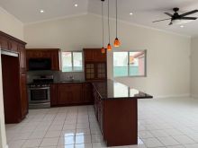 https://hideawaysrealestate.com/images/listing_photos/61827_7.jpg
