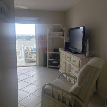 https://hideawaysrealestate.com/images/listing_photos/61868_9.jpg