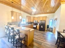 https://hideawaysrealestate.com/images/listing_photos/61875_3.jpg