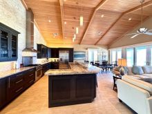 https://hideawaysrealestate.com/images/listing_photos/61932_23.jpg
