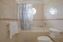 https://hideawaysrealestate.com/images/listing_photos/61950_13.jpg