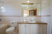 https://hideawaysrealestate.com/images/listing_photos/61950_14.jpg