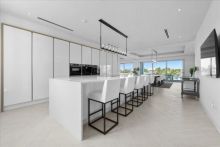 https://hideawaysrealestate.com/images/listing_photos/62000_10.jpg