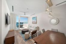 https://hideawaysrealestate.com/images/listing_photos/62007_3.jpg