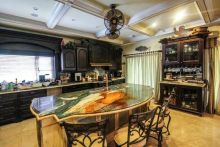 https://hideawaysrealestate.com/images/listing_photos/62105_5.jpg