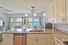 https://hideawaysrealestate.com/images/listing_photos/62115_12.jpg