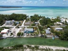https://hideawaysrealestate.com/images/listing_photos/62152_1.jpg