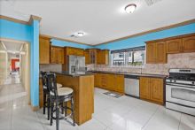 https://hideawaysrealestate.com/images/listing_photos/62191_10.jpg