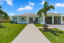 https://hideawaysrealestate.com/images/listing_photos/62194_1.jpg