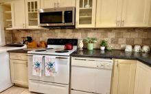 https://hideawaysrealestate.com/images/listing_photos/62195_6.jpg