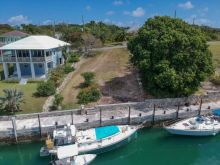 https://hideawaysrealestate.com/images/listing_photos/62219_3.jpg