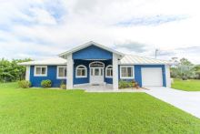 https://hideawaysrealestate.com/images/listing_photos/62223_1.jpg