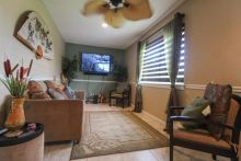 https://hideawaysrealestate.com/images/listing_photos/62223_7.jpg