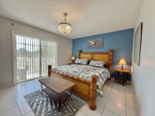 https://hideawaysrealestate.com/images/listing_photos/62243_12.jpg