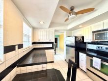 https://hideawaysrealestate.com/images/listing_photos/62243_7.jpg