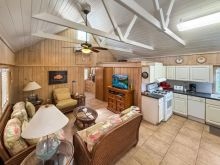https://hideawaysrealestate.com/images/listing_photos/62319_3.jpg