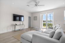 https://hideawaysrealestate.com/images/listing_photos/62343_11.jpg