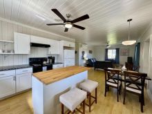 https://hideawaysrealestate.com/images/listing_photos/62358_7.jpg