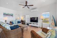 https://hideawaysrealestate.com/images/listing_photos/62386_2.jpg