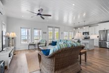 https://hideawaysrealestate.com/images/listing_photos/62386_3.jpg