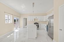 https://hideawaysrealestate.com/images/listing_photos/62388_21.jpg