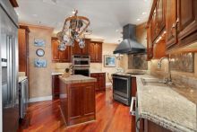 https://hideawaysrealestate.com/images/listing_photos/62395_9.jpg