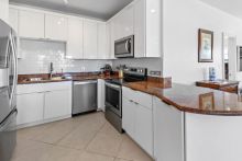 https://hideawaysrealestate.com/images/listing_photos/62402_7.jpg