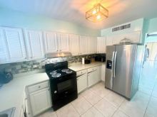 https://hideawaysrealestate.com/images/listing_photos/62679_10.jpg